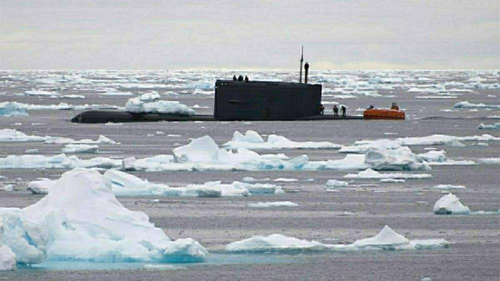"Нам уже по самое горлышко, а спастись не успеваем": Военно-морской офицер рассказал, почему моряки спасали "Лошарика", а не себя - tsargrad.tv - Царьград