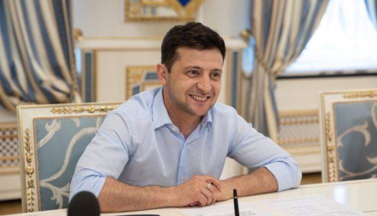 Владимир Зеленский - Петр Порошенко - Святослав Вакарчук - Максим Драгнев - Юлий Тимошенко - Триумф «Слуги народа» в Раде: Зеленский – президент с полноценной властью - newtvnews.ru - Украина - Киев - Львов - Кировоградская обл.