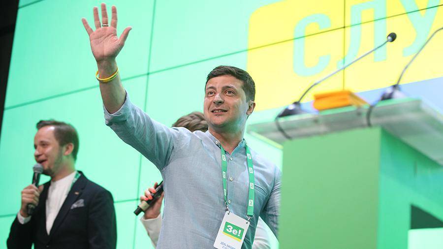 Владимир Зеленский - Петр Порошенко - Святослав Вакарчук - Юлия Тимошенко - Партия Зеленского лидирует на выборах в раду после подсчета более 90% протоколов - iz.ru - Украина