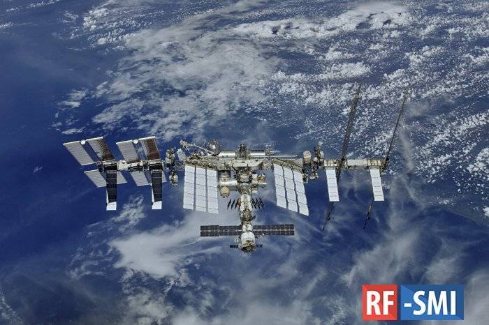 Лука Пармитано - Александр Скворцов - Эндрю Морган - Алексей Овчинин - Кристина Кук - Экипаж "Союза МС-13" перешел на борт Международной космической станции - rf-smi.ru - Россия