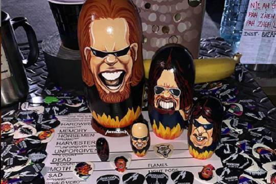 Юрий Каспарян - Виктор Цой - Александр Цой - Сын Виктора Цоя оценил кавер Metallica на «Группу крови» - versia.ru - США - Берлин