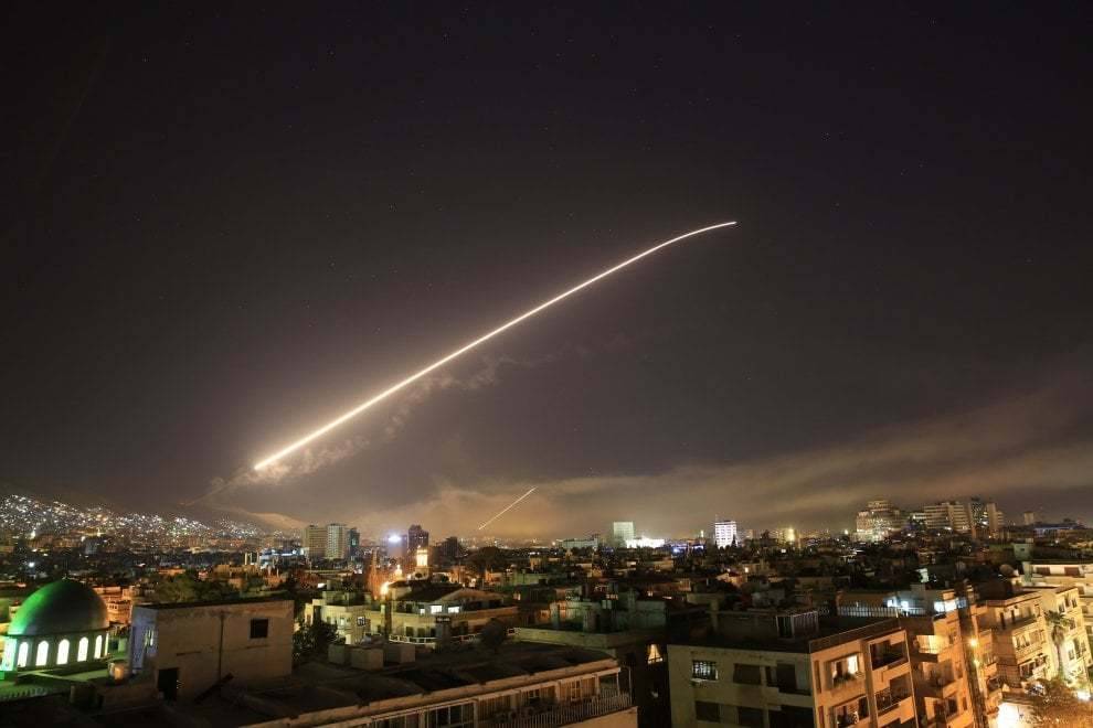 Башар Асад - Россия продолжает бомбить Сирию - cursorinfo.co.il - Россия - Сирия - Саракиб