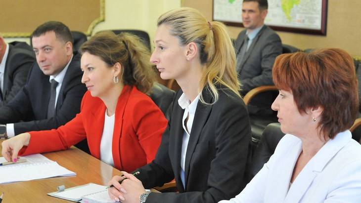 Александр Богомаз - Брянских медиков будут готовить с юношеского возраста - bragazeta.ru - Россия - Брянск - Брянская обл.