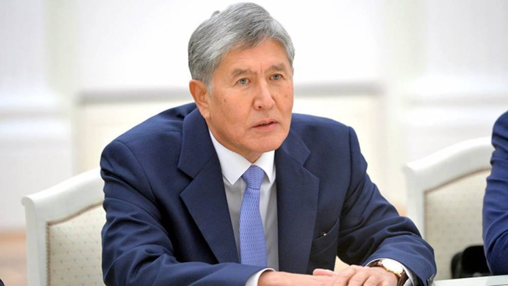 Алмазбек Атамбаев - Азиз Батукаев - Экс-президент Киргизии Атамбаев заявил о намерении покинуть страну - riafan.ru - Москва - Киргизия - Бишкек