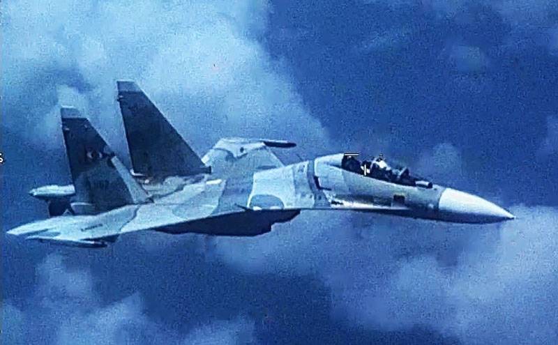 Пентагон показал сближение Су-30 ВВС Венесуэлы с разведчиком EP-3 - topwar.ru - Россия - Венесуэла