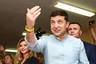 Владимир Зеленский - Дмитрий Разумков - Петр Порошенко - Святослав Вакарчук - Виктор Медведчук - Юлия Тимошенко - В партии Зеленского назвали способы лишения депутатов мандатов - lenta.ru - Украина