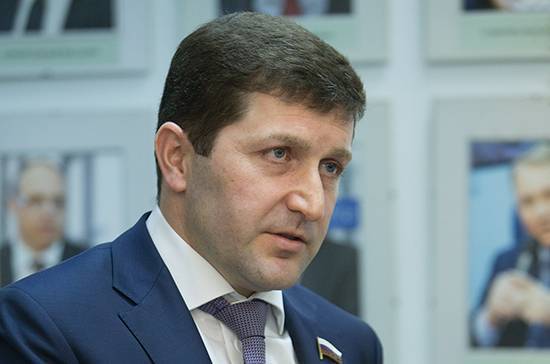 Борис Гладких - Гладких заявил о необходимости участия общественности в приёмке работ по капремонту - pnp.ru