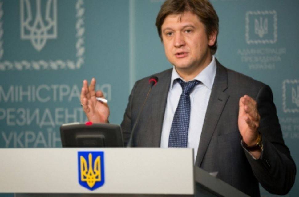 Александр Данилюк - Глава СНБО Украины угрожает Москве санкциями за выдачу российских паспортов жителям Донбасса - news-front.info - Москва - Россия - США - Украина - Киев - Донбасс