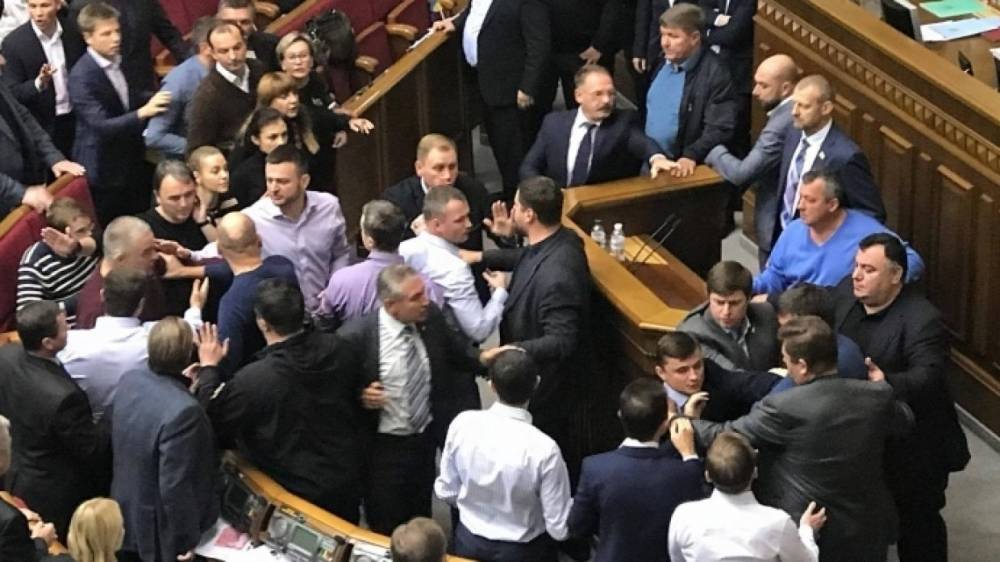 Павел Рудяков - Святослав Вакарчук - Юлий Тимошенко - Новым премьером Украины станет «технарь-бюрократ», которого утвердят США - riafan.ru - Украина - Киев