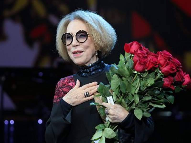 Марк Варшавер - Инна Чурикова - В "Ленкоме" рассказали о состоянии Чуриковой - dayonline.ru