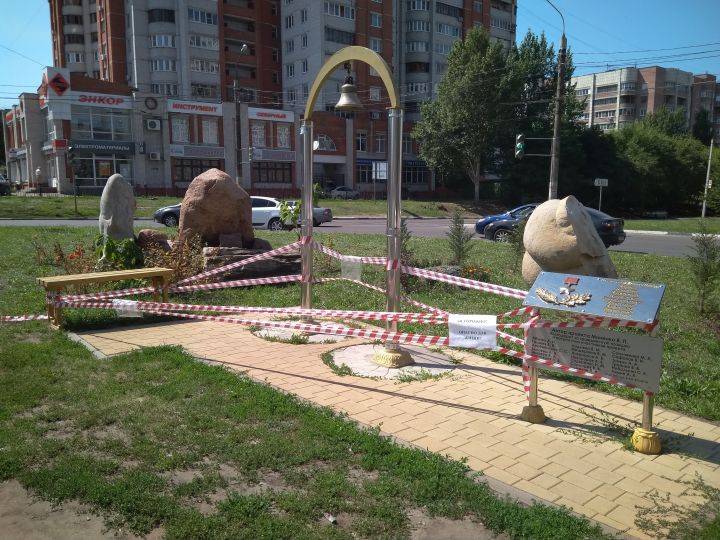 Воронежские власти сочли опасным для жизни «Колокол памяти» на бульваре Победы - Новости Воронежа - moe-online.ru - Воронеж