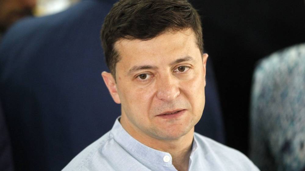 Владимир Зеленский - Юрий Луценко - Руслан Рябошапка - Зеленский назначил нового замглавы СНБО - riafan.ru - Украина - Киев - Луганск