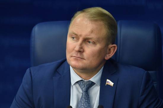 Майк Помпео - Александр Шерин - Депутат оценил идею США начать патрулирование Ормузского пролива - pnp.ru - США - Сирия - Вашингтон - Англия - Иран - Гибралтар