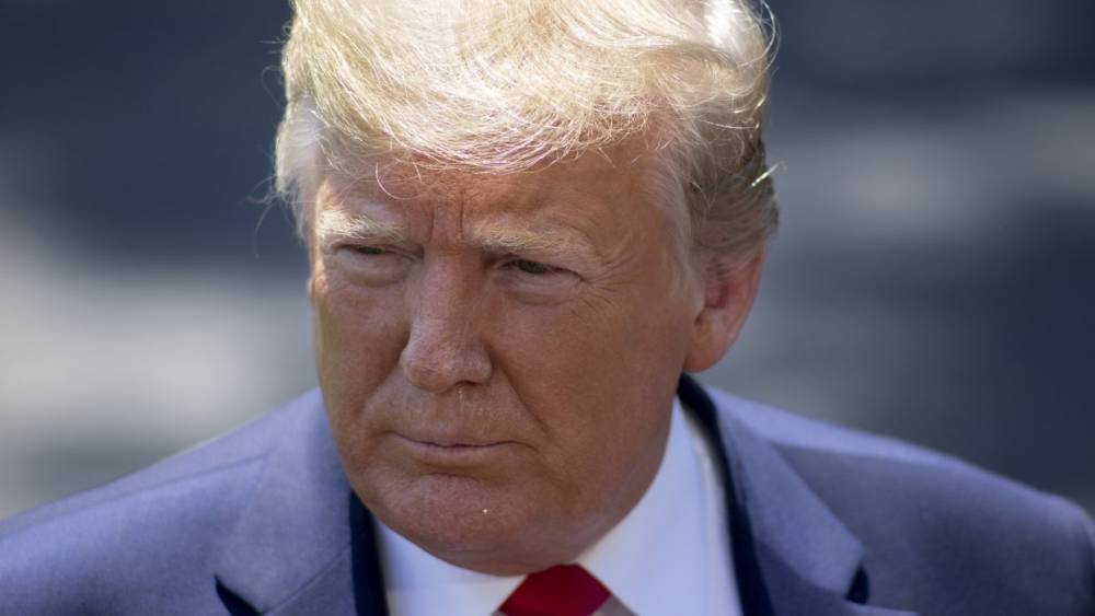 Дональд Трамп - Мевлют Чавушоглу - Трамп обсуждает возможные санкции против Турции из-за С-400 - riafan.ru - Москва - Россия - США - Вашингтон - Турция - Анкара