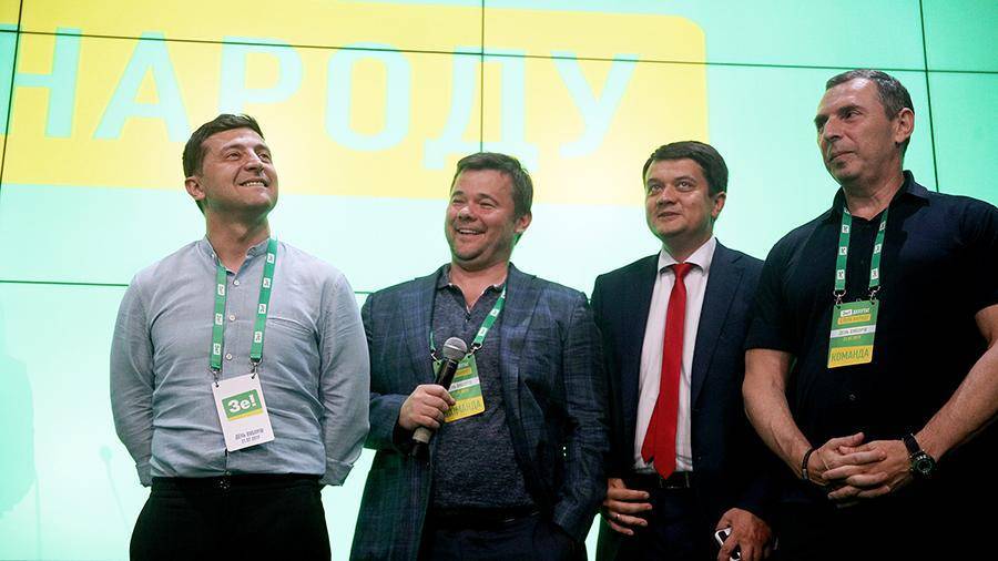 Владимир Зеленский - Петр Порошенко - Святослав Вакарчук - Юрий Бойко - Партия Зеленского лидирует почти во всех областях страны - iz.ru - Украина - обл. Донецкая - Львовская обл.
