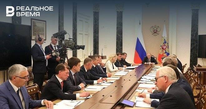 Владимир Путин - Сергей Фургал - Путин ожидает отчета СКР о пожаре под Хабаровском - realnoevremya.ru - Россия - Хабаровский край