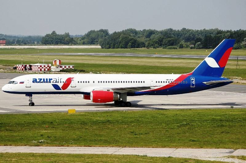 Второй раз за три дня самолёты «AZUR Air» из-за неисправности оставляют людей за бортом - newsnord.ru - Москва - Архангельск - Тунис