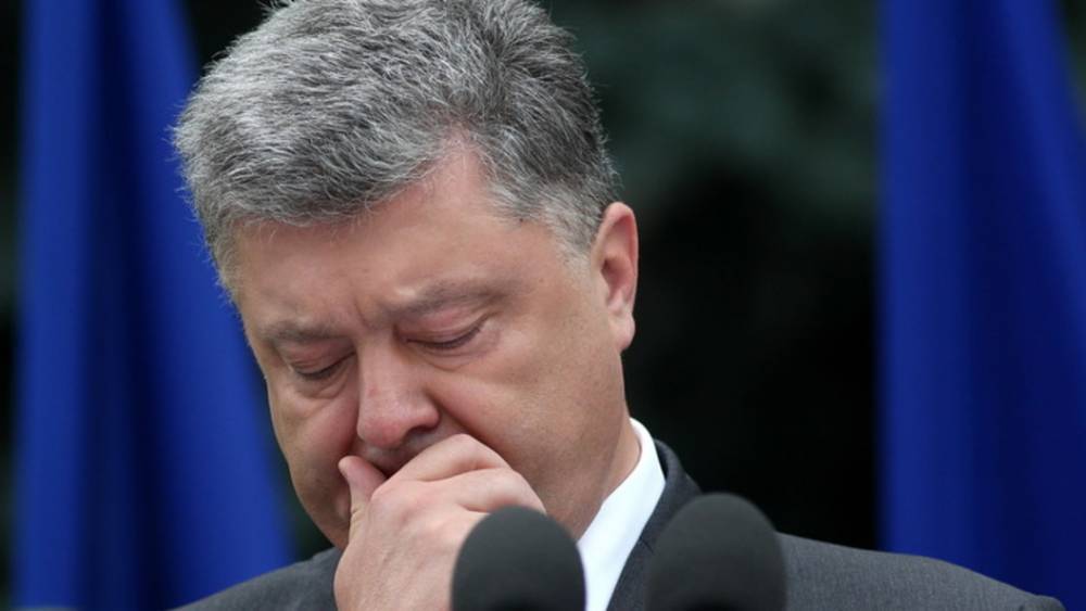 Петр Порошенко - Андрей Портнов - Виктор Янукович - Порошенко не стал игнорировать повторный вызов и пришел на допрос в Госбюро расследований Украины - tsargrad.tv - Украина