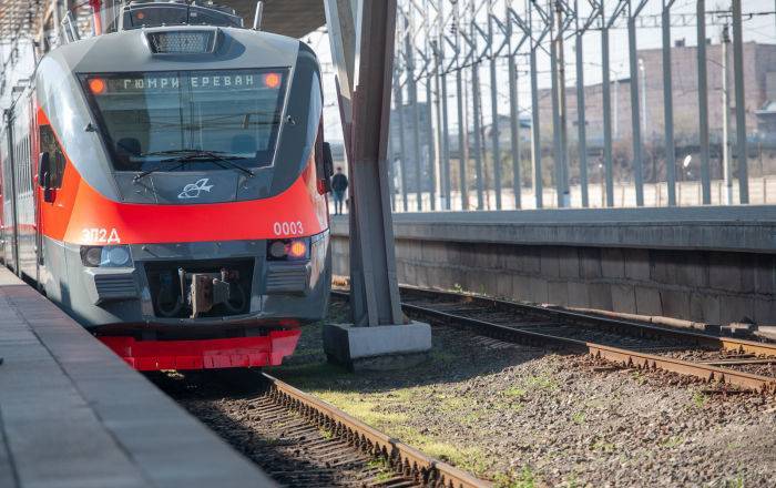 ЮКЖД на два дня отменяет некоторые рейсы скорых электропоездов Ереван-Гюмри - ru.armeniasputnik.am - Армения - Ереван
