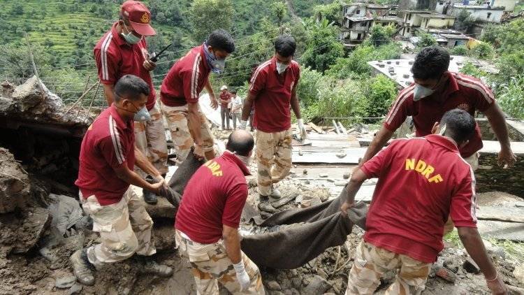 Более 160 человек погибли в Индии из-за наводнений - polit.info - Индия - India - штат Уттар-Прадеш