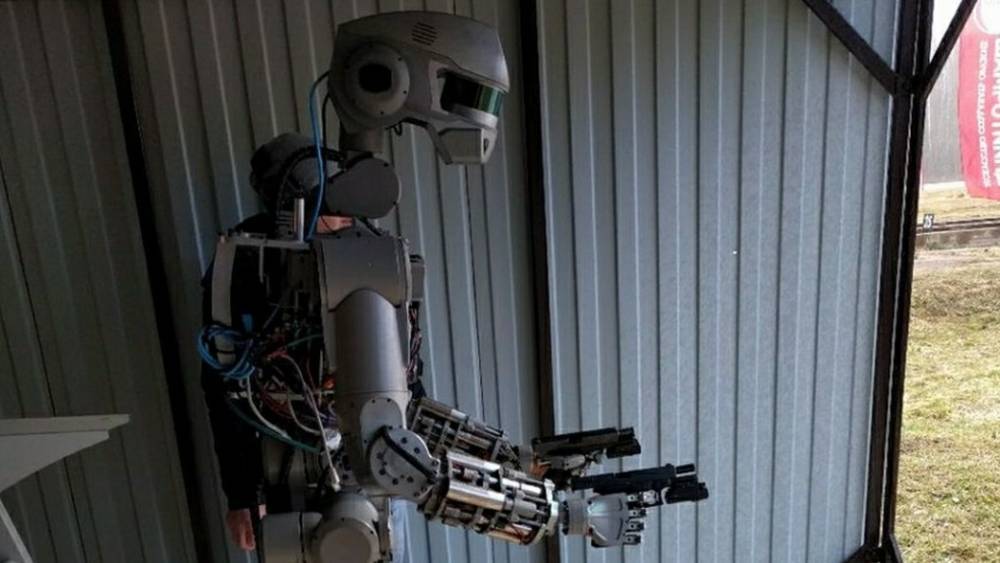 Дмитрий Рогозин - Рогозин оправдался за переименование робота "Федора" в Skybot F-850: "Сам попросил" - tsargrad.tv - Россия