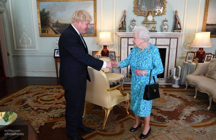 Борис Джонсон - Тереза Мэй - Елизавета Королева - Джонсон - Новым премьером Британии стал Борис Джонсон - newinform.com - Англия - Лондон - Великобритания