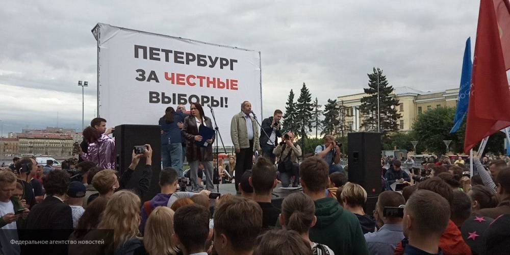 Владимир Шаповалов - Попытка оппозиционеров дискредитировать избирательную систему Петербурга провалилась - politexpert.net - Санкт-Петербург