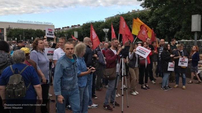 Алексей Филиппов - Оппозиция не имеет конструктивной повестки и пытается охаять всех несогласных - newinform.com - Россия - Санкт-Петербург