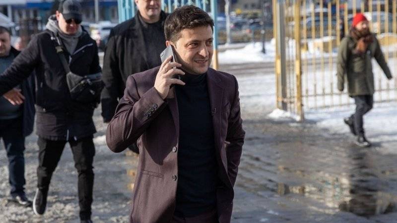 Владимир Зеленский - Петр Порошенко - Дмитрий Песков - Никита Потураев - Зеленский никогда не пойдет на уступки по Крыму - polit.info - Россия - Украина - Крым - Крым