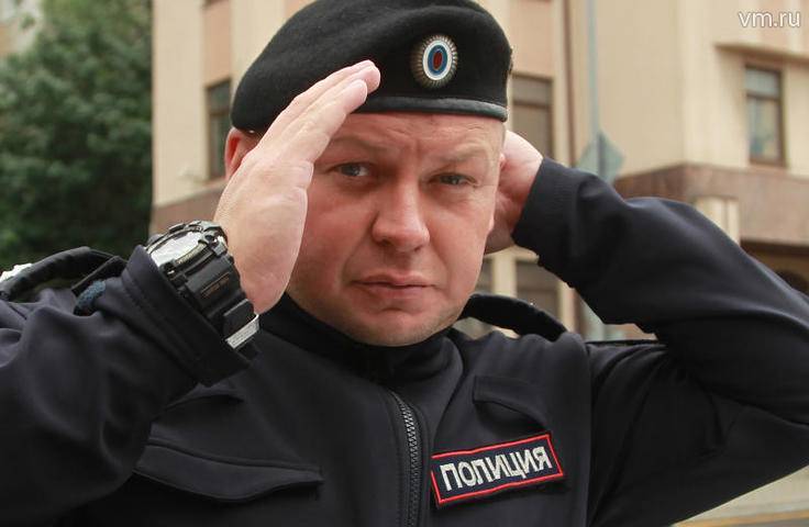 Полиция проверит видео после избиения туристов в Крыму - vm.ru - Крым