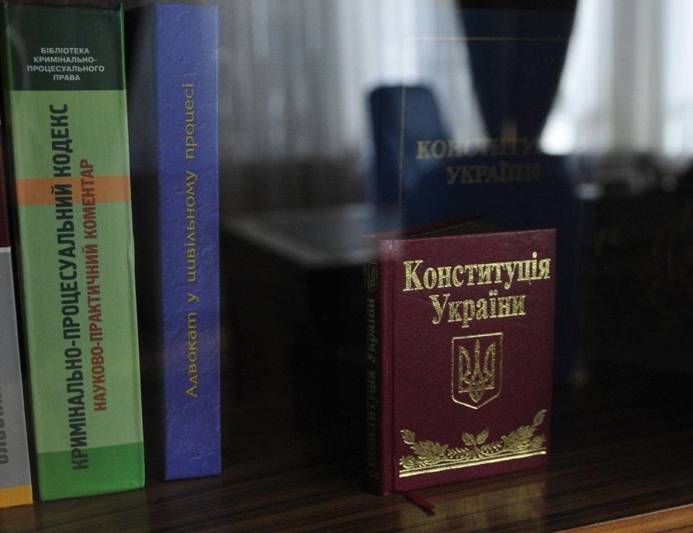 Владимир Зеленский - Петр Порошенко - Франц Клинцевич - Никита Потураев - В Москве не возражают против издевательства над Конституцией Украины - news-front.info - Россия - Украина - Киев - Крым