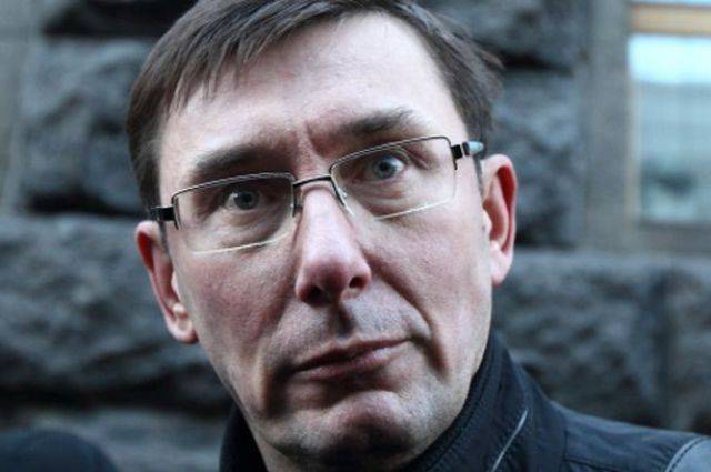 Владимир Зеленский - Юрий Луценко - Луценко собрать баулы! Зеленский анонсировал скорую смену генпрокурора - elise.com.ua - Украина