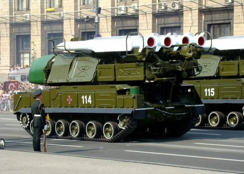 В ВСУ поставят цифровые тренажёры для подготовки расчётов "Бук-М1" - topwar.ru - Украина - Киев - Киевская обл.