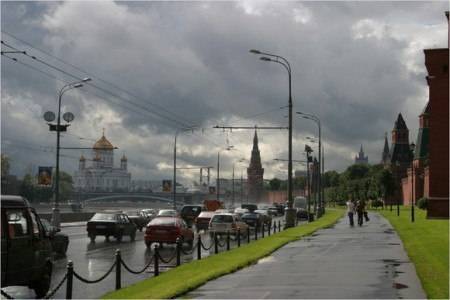 Евгений Тишковец - Синоптики предупредили о грозе в Москве в четверг. РЕН ТВ - ren.tv - Москва