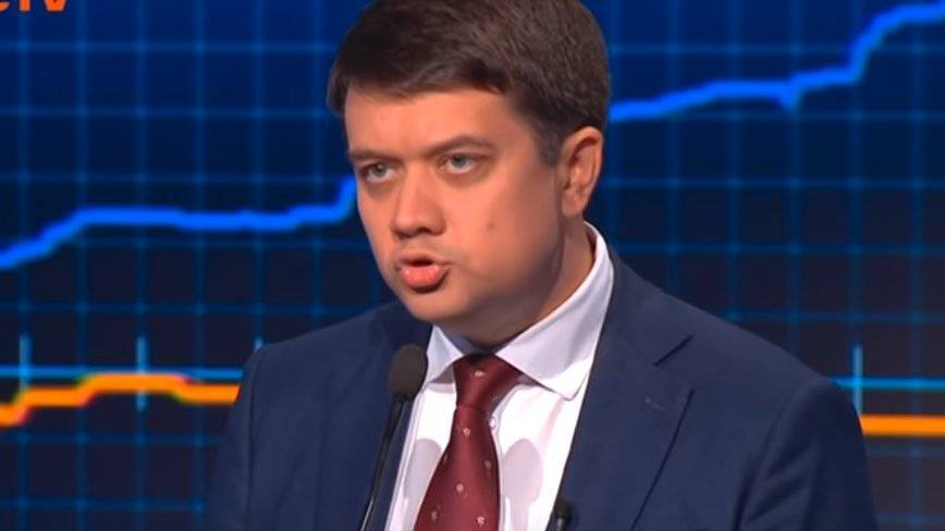 Владимир Зеленский - Дмитрий Разумков - Андрей Богдан - Руслан Стефанчук - Глава «Слуги народа» не исключил получение Донбассом расширенных прав на русский язык - riafan.ru - Украина - Киев - Донецк - Минск - Донбасс - Луганск