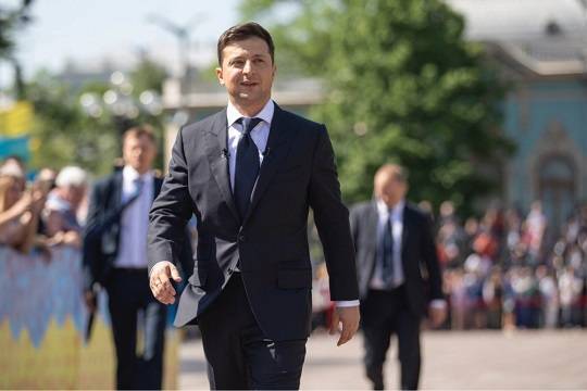 Владимир Зеленский - Дмитрий Разумков - В команде Владимира Зеленского отказались от выполнения минских соглашений - versia.ru - Украина - Киев - обл. Донецкая - Луганская обл. - ДНР - ЛНР