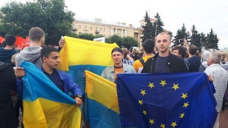 Борис Вишневский - Максим Резник - Пьяным маргиналам не удалось спровоцировать аресты на митинге в Питере - polit.info - Санкт-Петербург - Петербург