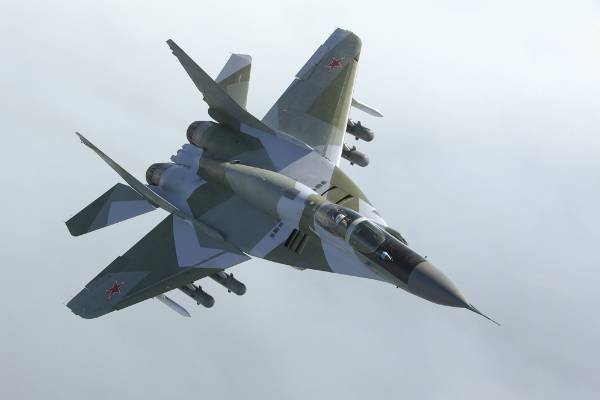 Закир Гасанов - МиГ-29 азербайджанских ВВС упал в Каспийское море - trud.ru - Москва - Украина - Азербайджан