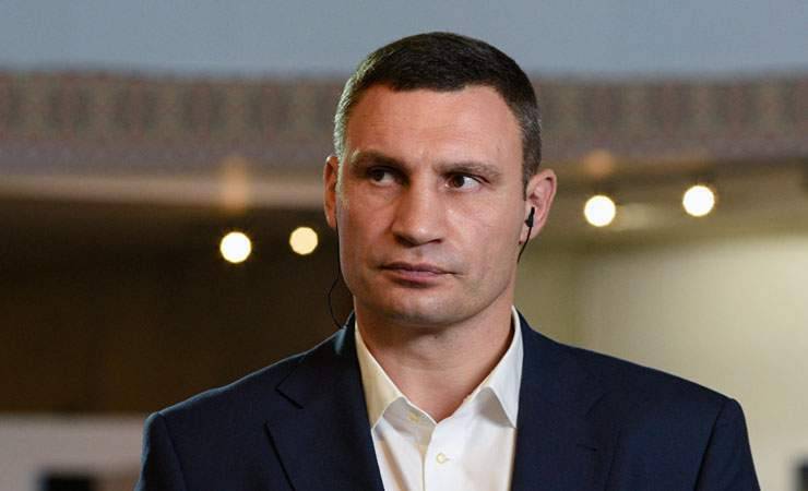 Владимир Зеленский - Петр Порошенко - Виктор Янукович - Виталий Кличко - Леонид Кравчук - Зеленский хочет разделить полномочия мэра Киева и&nbsp;главы КГГА. Кличко назвал это «возвращением методов Януковича» - gomel.today - Украина - Киев