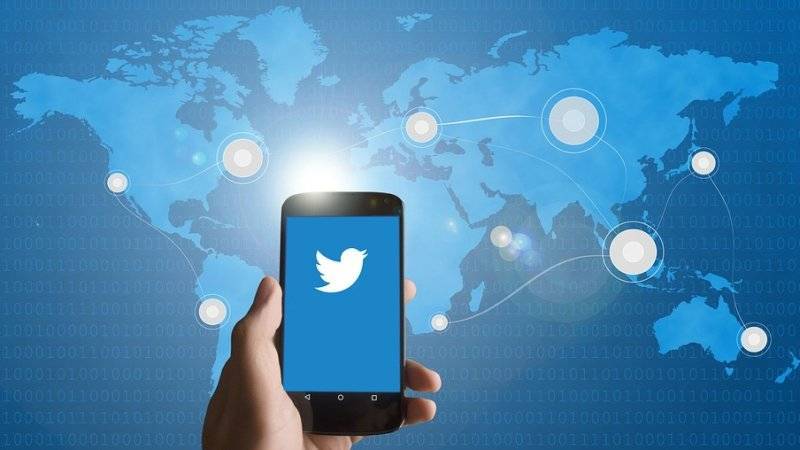 Дмитрий Рогозин - Робот Федор написал первые твиты - polit.info - Twitter