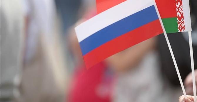 Большинство опрошенных белорусов не хотят углубления интеграции с Россией - udf.by - Россия - Варшава