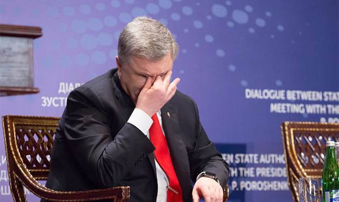 Петр Порошенко - Порошенко пришел на допрос в ГБП когда его не ждали - politnavigator.net - Украина