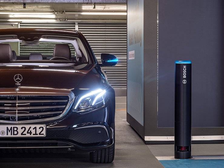 Владельцев Mercedes-Benz навсегда избавят от проблем на парковке - avtovzglyad.ru