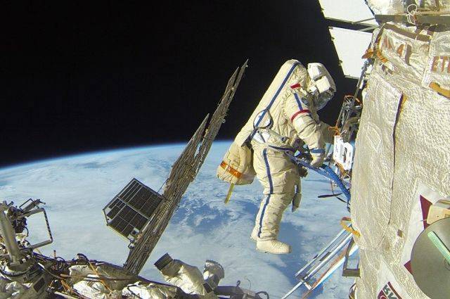 Лука Пармитано - Александр Скворцов - Эндрю Морган - В НАСА анонсировали следующий выход астронавтов в открытый космос - aif.ru - США - Италия