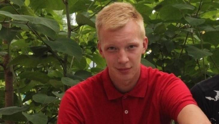 В Брянске 19-летнего парня зарезал обиженный собутыльник - bragazeta.ru - Брянск