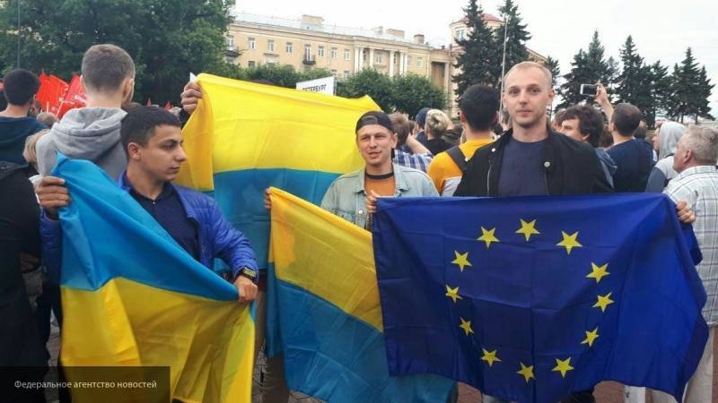 Алексей Навальный - Владимир Бортко - Константин Янкаускас - Борис Вишневский - Максим Резник - Андрей Пивоваров - Оппозиция раскачивает тухлый протест в Петербурге по сценарию московских технологов - nation-news.ru - Москва - Россия - Санкт-Петербург