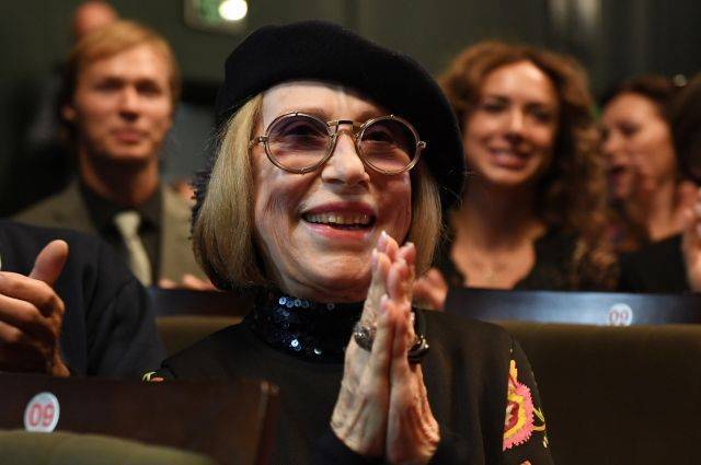 Марк Варшавер - Инна Чурикова - Директор театра «Ленком» рассказал об улучшении состояния Инны Чуриковой - aif.ru