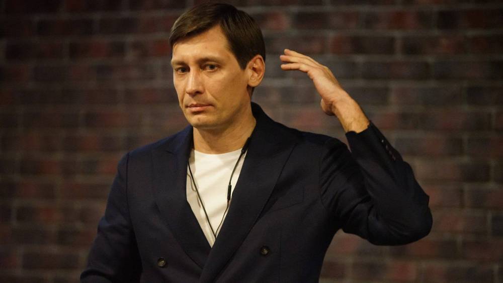 Дмитрий Гудков - Михаил Ходорковский - Илья Ремесло - Подравшийся с журналистами Гудков может лишиться права занимать государственные должности - politexpert.net - Москва - Россия