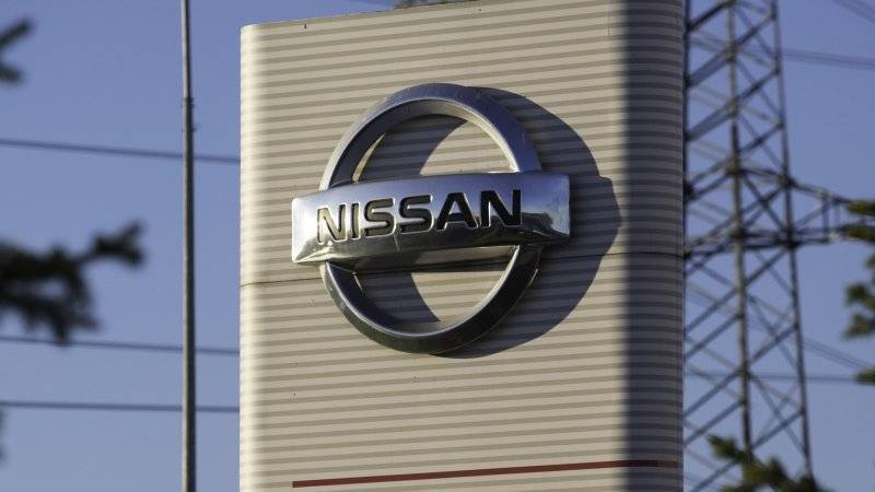Карлос Гон - Nissan намерен уволить 10 тысяч работников по всему миру - polit.info - Япония