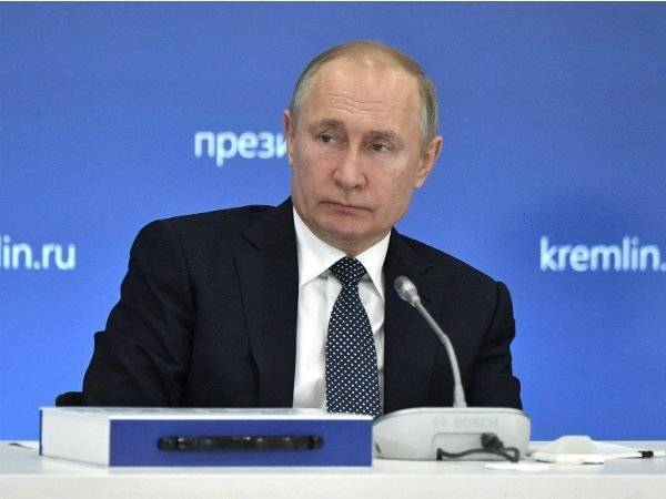 Владимир Путин - Путин прокомментировал пожар в детском лагере под Хабаровском - polit.ru - Россия - Хабаровский край